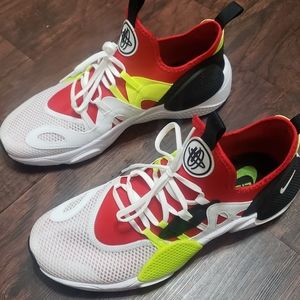 Nike Huarache E.D.G.E TXT